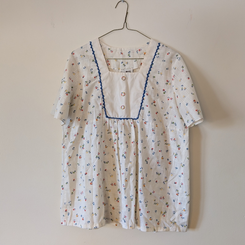 Adorable 1960s Vintage Floral Maternity Shirt - Size 12